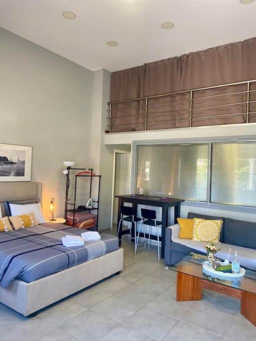 Cozy Apartment Near To The Airport Kouvarás 외부 사진