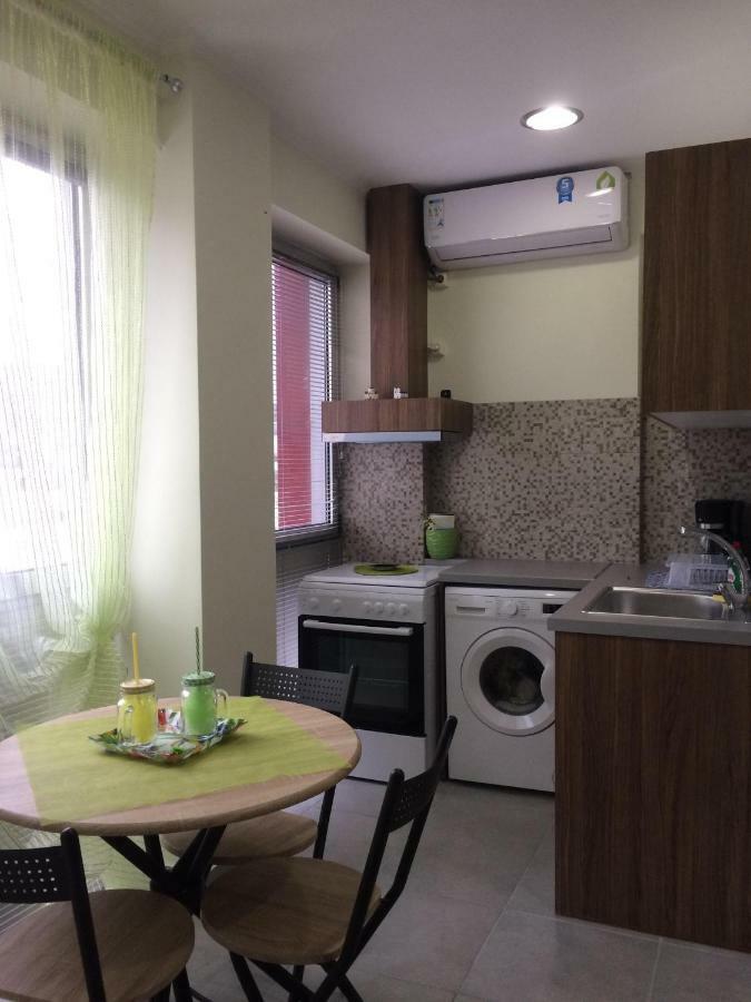 Cozy Apartment Near To The Airport Kouvarás 외부 사진